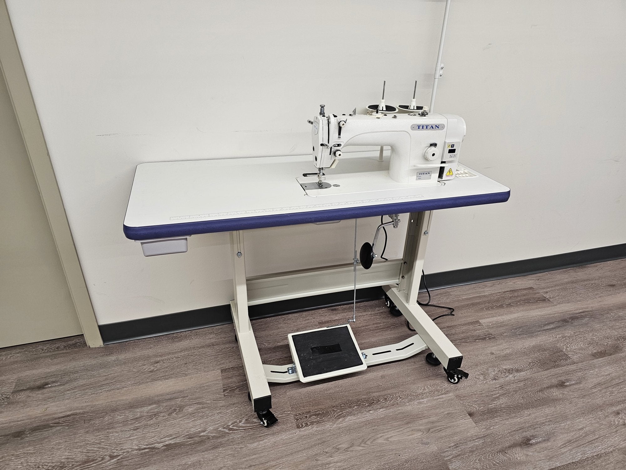 TN-8700D drop-feed sewing machine