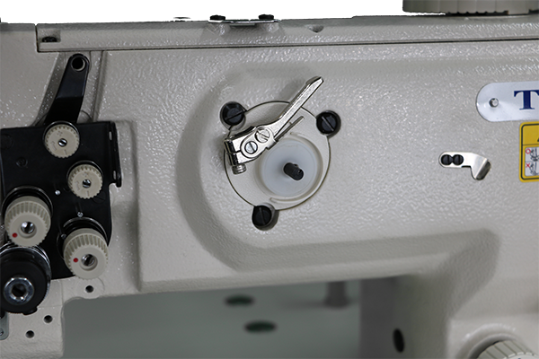 Titan TN-1560, 2 needle, walking foot, Various gauges