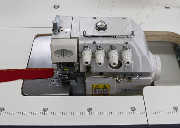 TN-747D - Titan 4 thread industrial Direct Drive serger