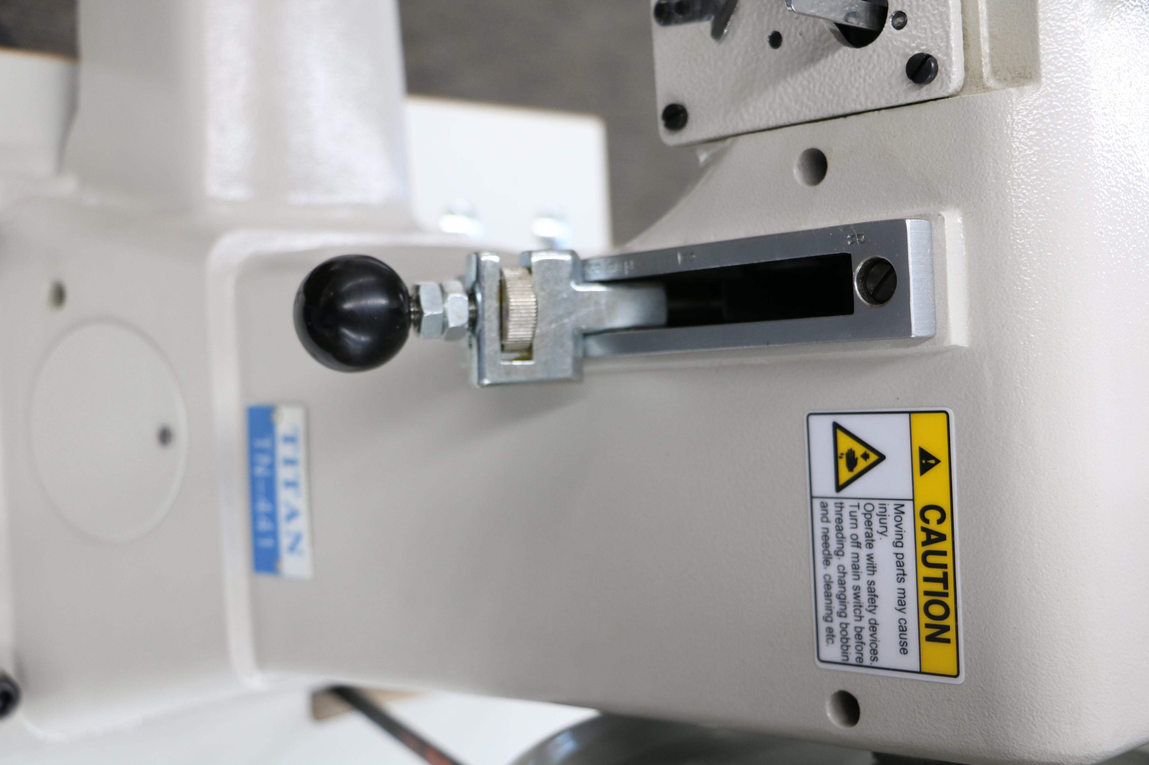TN-441 Cylinder Arm Extra Heavy Duty Compound Feed Walking