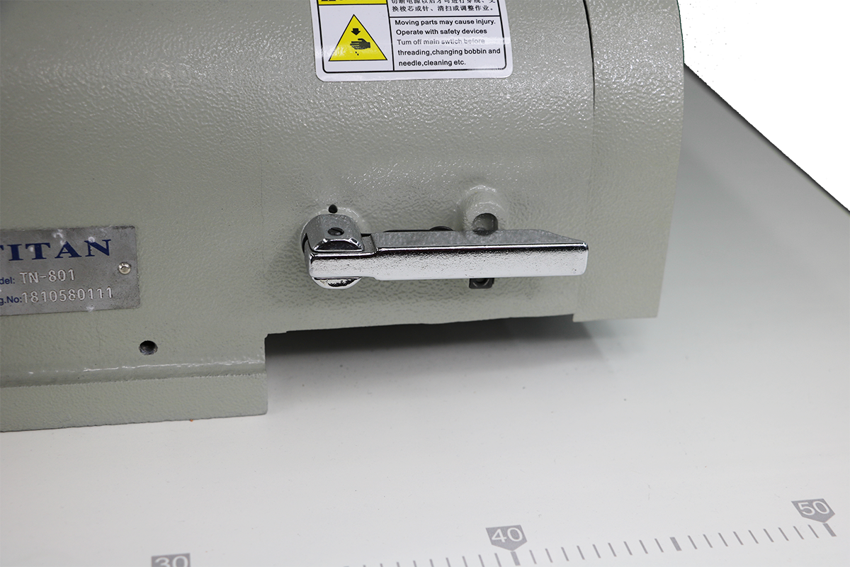 Titan TN-801 Leather skiving machine